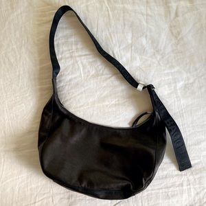 BAGGU Leather Medium Crescent bag new black